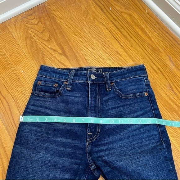 A&F Simone High Rise Slim Dark Wash Jeans - Picture 8 of 11